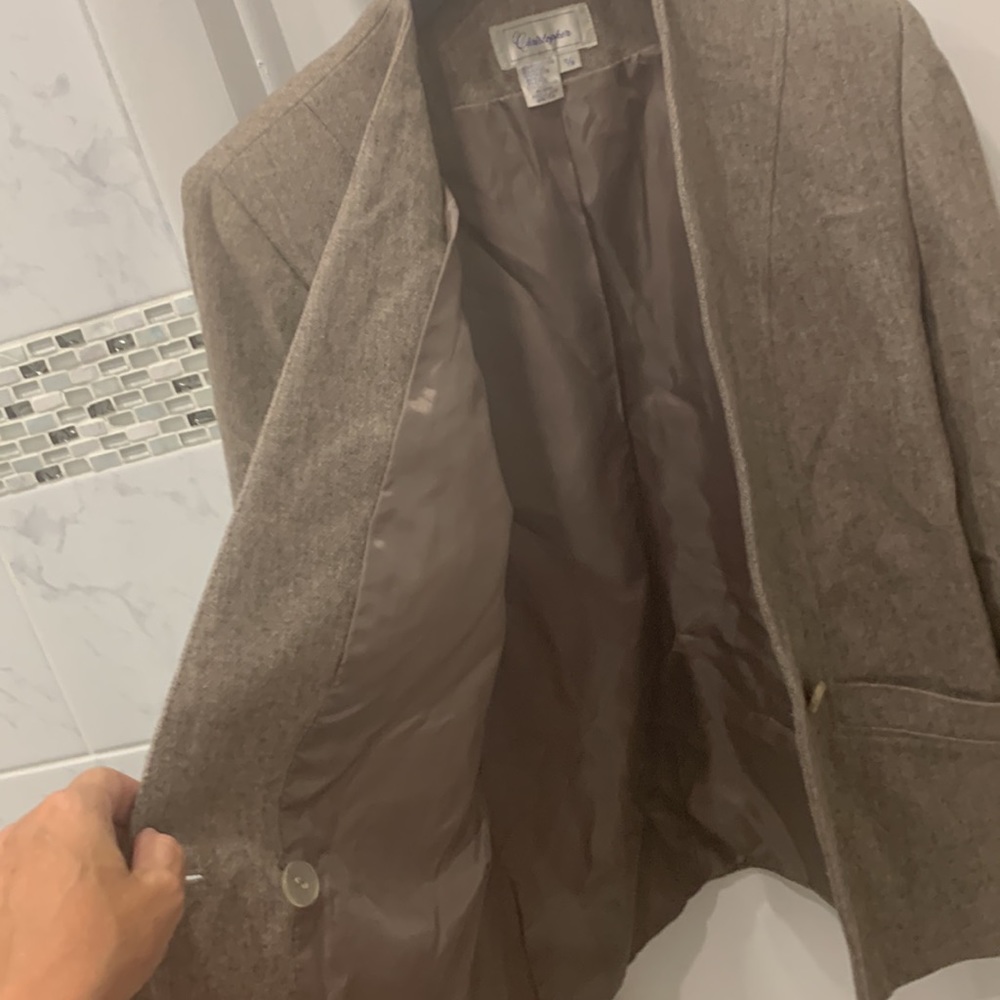 Christopher Tan Jacket - Picture 2 of 4